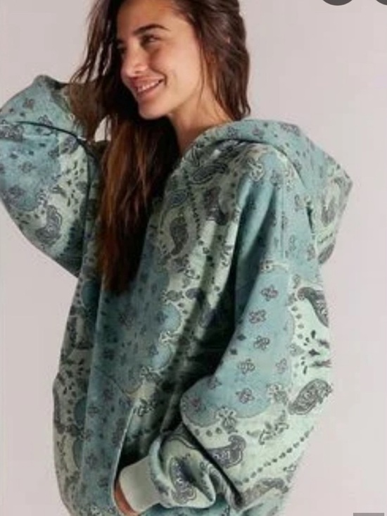 Tops - ITS A VIBE HOODIE by WE THE FREE 🧜‍♀️